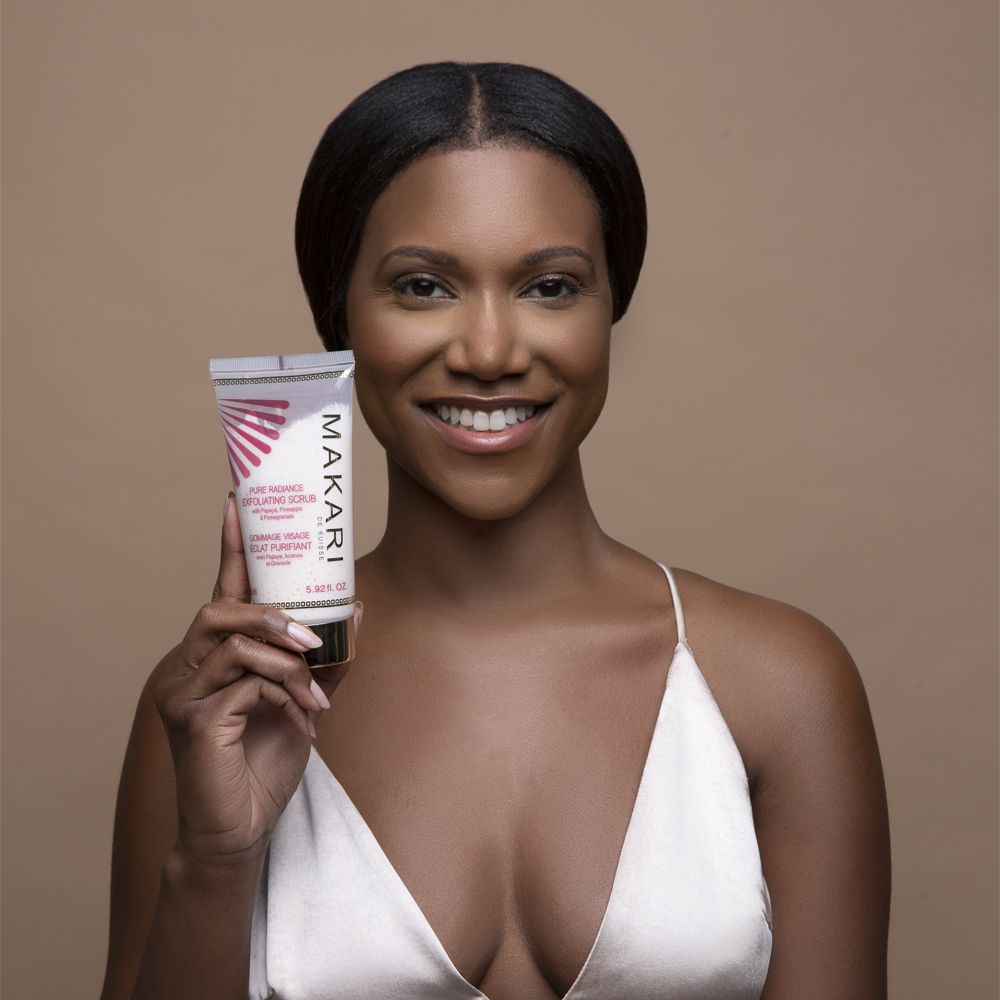 Pure Radiance Exfoliating Scrub